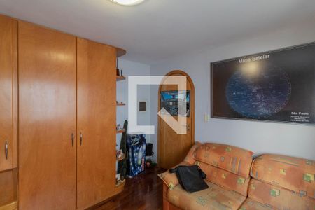 Casa à venda com 385m², 5 quartos e 6 vagas Casa à venda com 385m², 5 quartos e 6 vagasQuarto 1