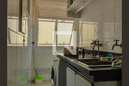 Apartamento à venda com 110m², 2 quartos e 2 vagasCozinha e Área de Serviço