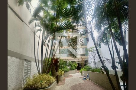 Apartamento à venda com 150m², 3 quartos e 1 vaga Apartamento à venda com 150m², 3 quartos e 1 vagaÁrea comum