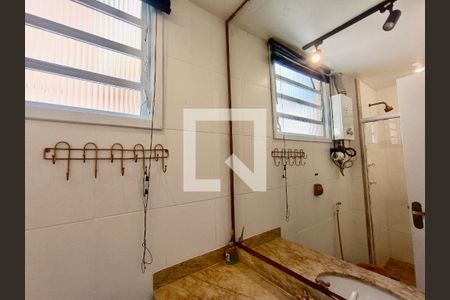 Apartamento à venda com 150m², 3 quartos e 1 vaga Apartamento à venda com 150m², 3 quartos e 1 vagaBanheiro 1