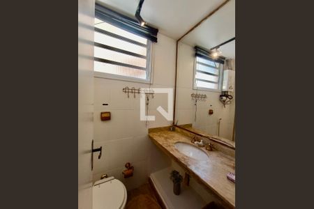 Apartamento à venda com 150m², 3 quartos e 1 vaga Apartamento à venda com 150m², 3 quartos e 1 vagaBanheiro 1