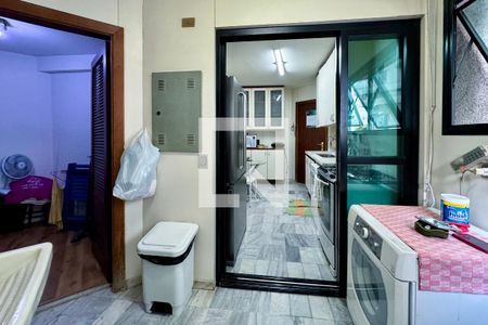 Apartamento à venda com 120m², 3 quartos e 2 vagasÁrea de Serviço