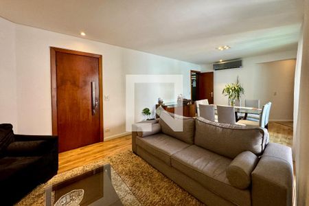 Sala de apartamento para alugar com 3 quartos, 120m² em Moema, São Paulo