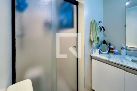 Apartamento à venda com 120m², 3 quartos e 2 vagasBanheiro da Suíte