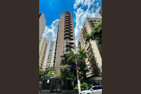Apartamento à venda com 120m², 3 quartos e 2 vagasFachada