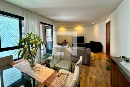 Apartamento à venda com 120m², 3 quartos e 2 vagasSala