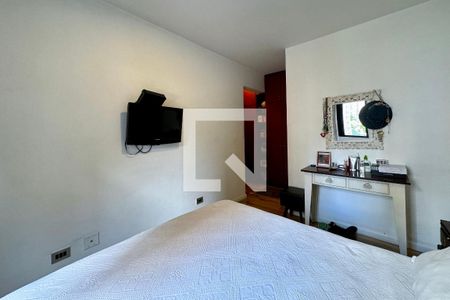 Apartamento à venda com 120m², 3 quartos e 2 vagasSuíte