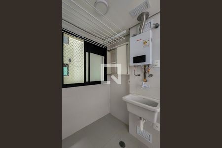 Apartamento à venda com 56m², 2 quartos e 1 vaga Apartamento à venda com 56m², 2 quartos e 1 vagaÁrea de Serviço