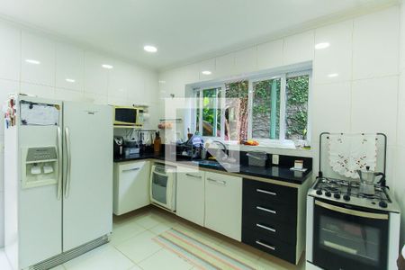Casa para alugar com 160m², 3 quartos e 2 vagas Casa para alugar com 160m², 3 quartos e 2 vagasCozinha