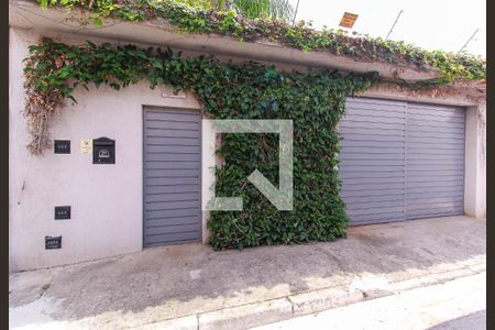 Casa para alugar com 160m², 3 quartos e 2 vagas Casa para alugar com 160m², 3 quartos e 2 vagasFachada