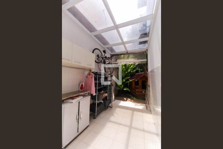 Casa para alugar com 160m², 3 quartos e 2 vagas Casa para alugar com 160m², 3 quartos e 2 vagasÁrea de Serviço