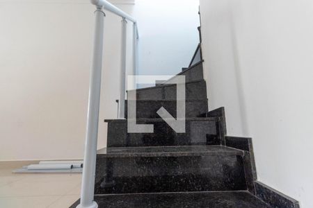 Escada de casa à venda com 3 quartos, 127m² em Chácara Cruzeiro do Sul, São Paulo