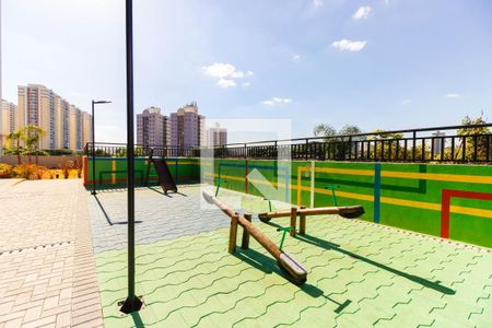 Apartamento à venda com 35m², 2 quartos e 1 vaga Apartamento à venda com 35m², 2 quartos e 1 vagaÁrea comum - Playground
