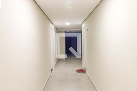 Apartamento à venda com 35m², 2 quartos e 1 vaga Apartamento à venda com 35m², 2 quartos e 1 vagaCorredor