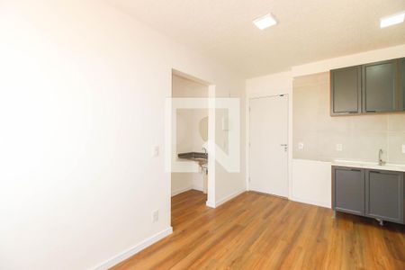 Apartamento à venda com 35m², 2 quartos e 1 vaga Apartamento à venda com 35m², 2 quartos e 1 vagaSala