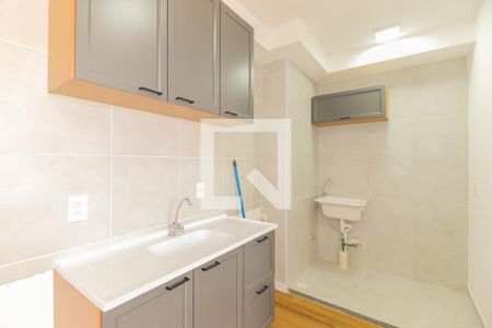 Apartamento à venda com 35m², 2 quartos e 1 vaga Apartamento à venda com 35m², 2 quartos e 1 vagaCozinha e Área de Serviço