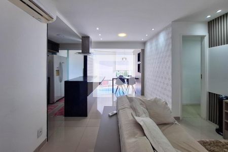 Apartamento à venda com 77m², 2 quartos e 1 vagaSala