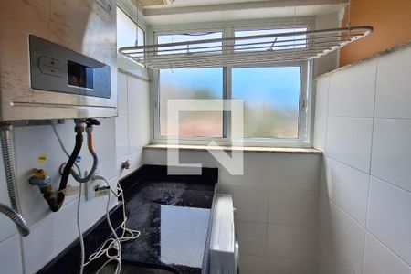 Apartamento à venda com 77m², 2 quartos e 1 vagaÁrea de Serviço
