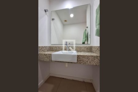 Apartamento à venda com 77m², 2 quartos e 1 vagaLavabo