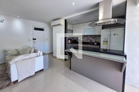 Apartamento à venda com 77m², 2 quartos e 1 vagaSala