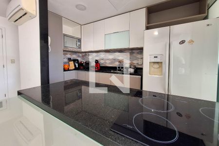 Apartamento à venda com 77m², 2 quartos e 1 vagaCozinha