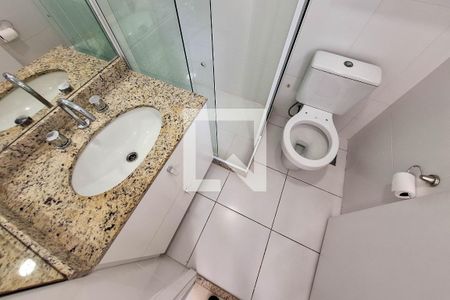 Apartamento à venda com 77m², 2 quartos e 1 vagaBanheiro da Suíte 1