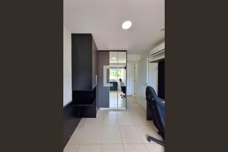 Apartamento à venda com 77m², 2 quartos e 1 vagaSuíte 1