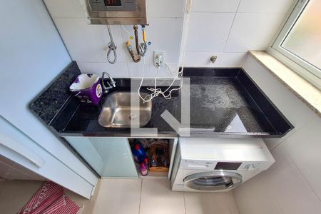 Apartamento à venda com 77m², 2 quartos e 1 vagaÁrea de Serviço