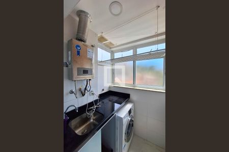 Apartamento à venda com 77m², 2 quartos e 1 vagaÁrea de Serviço