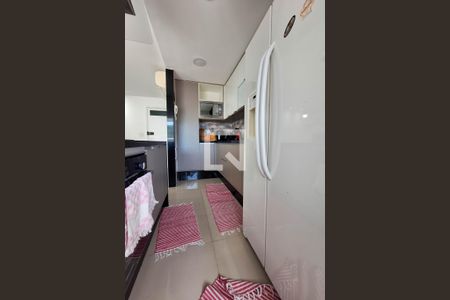 Apartamento à venda com 77m², 2 quartos e 1 vagaCozinha