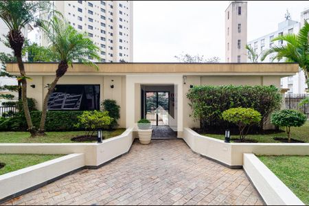 Apartamento à venda com 78m², 2 quartos e 2 vagasEntrada