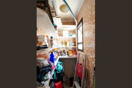 Apartamento à venda com 78m², 2 quartos e 2 vagasLavanderia