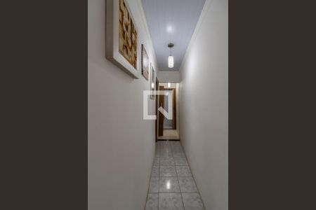 Corredor de casa à venda com 2 quartos, 125m² em Vila Camargos, Guarulhos