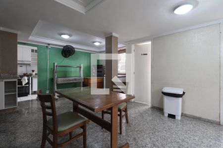 Apartamento para alugar com 44m², 2 quartos e 1 vagaÁrea comum - Salão de festas