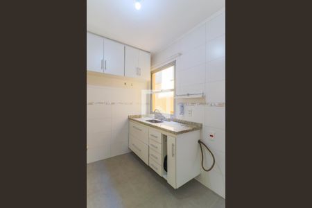 Apartamento para alugar com 60m², 2 quartos e 2 vagasCozinha