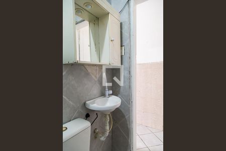 Banheiro de casa para alugar com 1 quarto, 34m² em Americanópolis, São Paulo