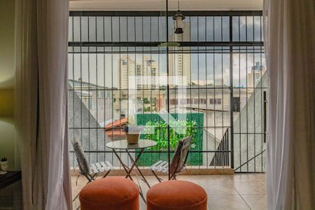 Sala de casa à venda com 3 quartos, 233m² em Campo Belo, São Paulo