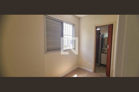 Suíte de apartamento à venda com 3 quartos, 77m² em Vila Osasco, Osasco