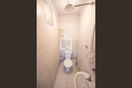 Banheiro de casa para alugar com 1 quarto, 34m² em Adélia Afonso, Taubaté
