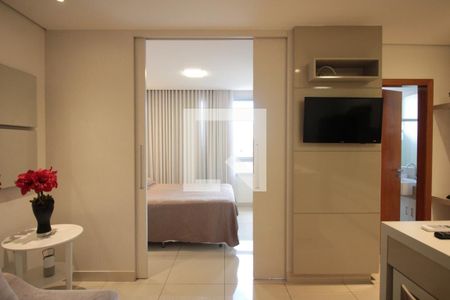 Sala de kitnet/studio para alugar com 1 quarto, 32m² em Santa Rosa, Belo Horizonte