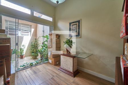 Casa à venda com 270m², 5 quartos e sem vaga Casa à venda com 270m², 5 quartos e sem vagaQuarto 3