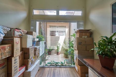 Casa à venda com 270m², 5 quartos e sem vaga Casa à venda com 270m², 5 quartos e sem vagaQuarto 3