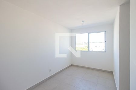 Sala de apartamento para alugar com 2 quartos, 45m² em Guaratiba, Rio de Janeiro