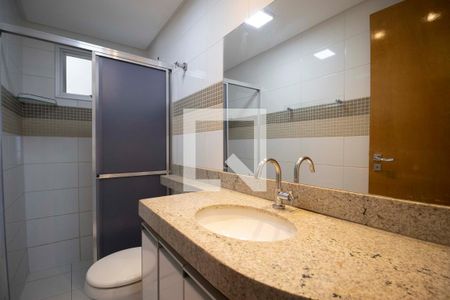 Apartamento para alugar com 80m², 3 quartos e 2 vagasBanheiro social