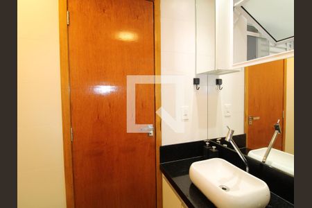 Casa de condomínio à venda com 88m², 2 quartos e 1 vagaBanheiro da Suíte 2