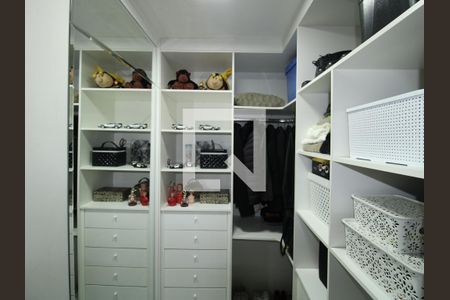 Casa de condomínio à venda com 88m², 2 quartos e 1 vagaCloset da suíte 1