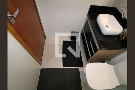 Casa de condomínio à venda com 88m², 2 quartos e 1 vagaBanheiro da Suíte 1