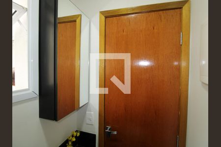 Casa de condomínio à venda com 88m², 2 quartos e 1 vagaLavabo