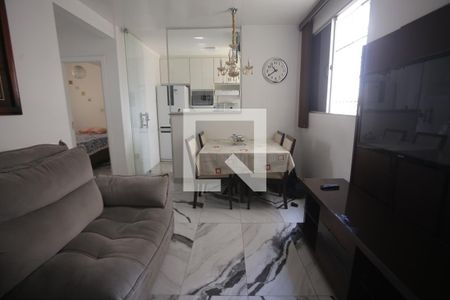 Sala de apartamento à venda com 2 quartos, 60m² em Camargos, Belo Horizonte