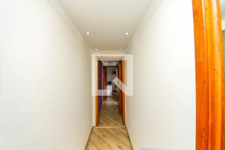 Casa à venda com 220m², 3 quartos e 2 vagasCorredor